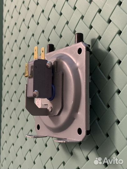 Прессостат (дифференциальное реле давления)