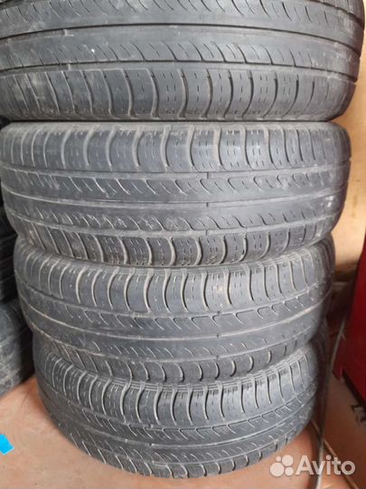 Goodyear DuraPlus 195/70 R15C 82H