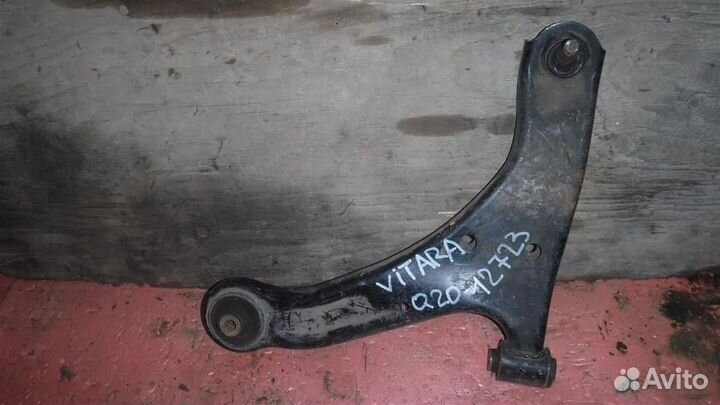 Рычаг передний левый Suzuki Grand Vitara III 2005