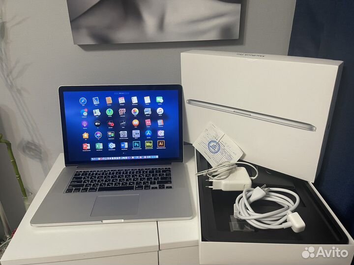 Apple MacBook pro 15 retina 2013 750gb 16gb ram