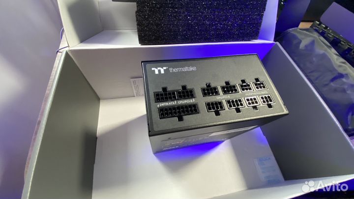 Блок питания Thermaltake Toughpower GF 850W