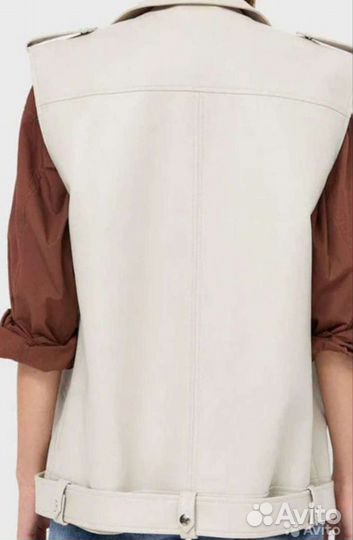Stradivarius жилет