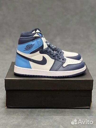 Кроссовки Nike Air Jordan 1 mid