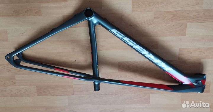 Новая карбоновая рама Kross S и XL