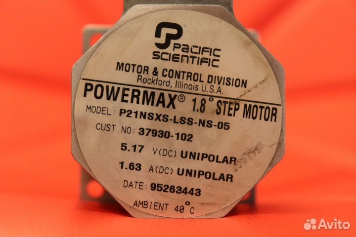 Шаговый двигатель Powermax 1.8 step motor