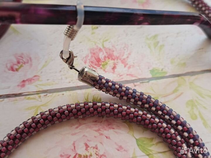 Новый шнур для очков из бисера