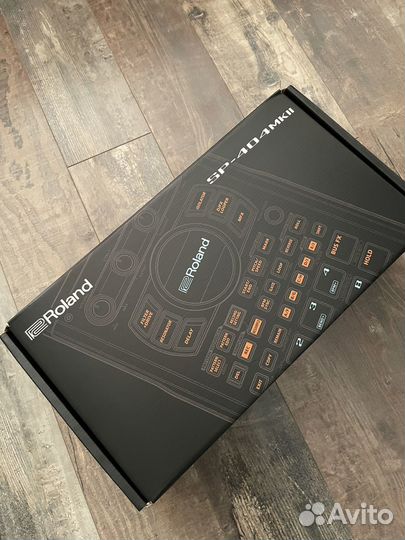 Roland sp 404 mk2