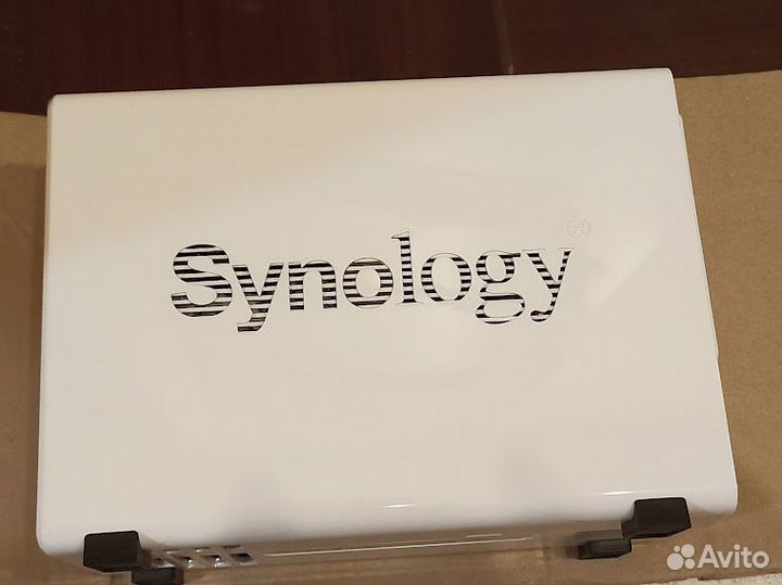 Сетевое хранилище на 2 диска Synology DS216J