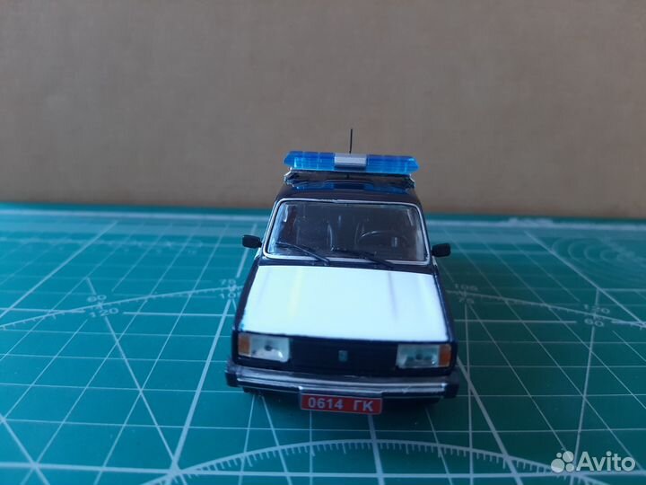 Модель автомобиля москвич, иж, ваз, газ, заз 1/43