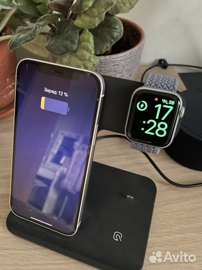 Беспроводное зарядное устройство 3 в 1