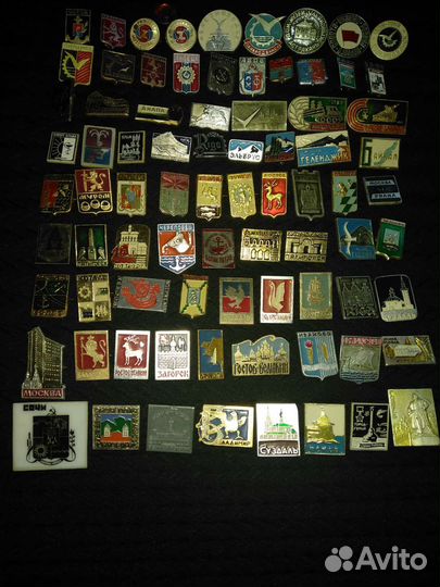 Коллекция значков