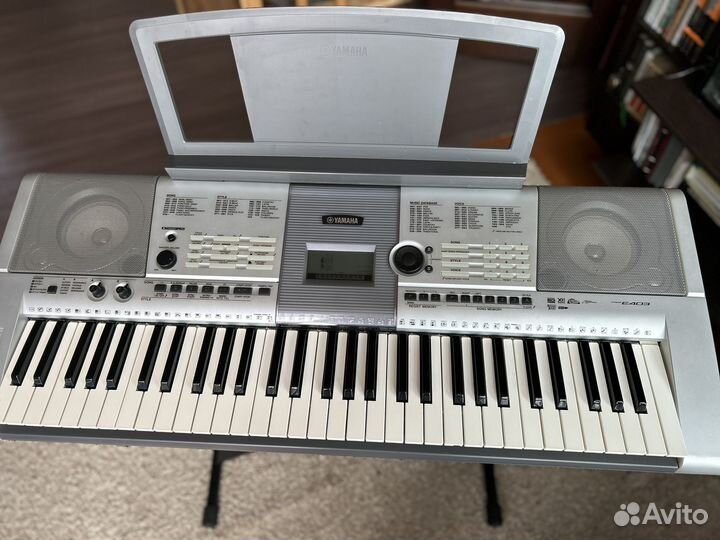 Синтезатор yamaha PSR E403 с подставкой