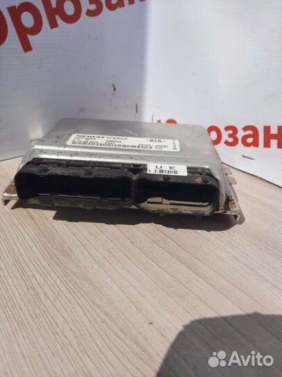 Эбу Kia Carens 02-06г.в. G4GC