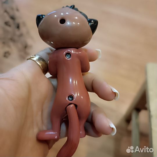 Фигурка лис