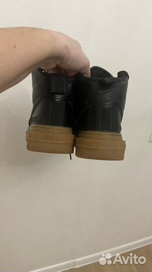 Ботинки Nike женские