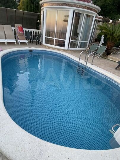 Дом 362 м² на участке 8 сот.