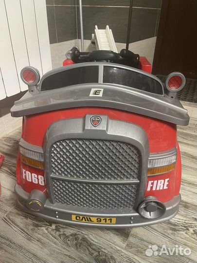 Детский электромобиль бу