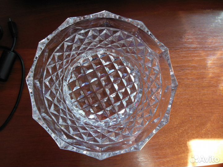 Хрустальная ваза, стаканы, селедочница