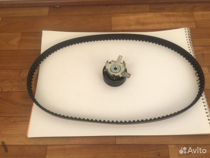 Ремень грм с роликом Ford Focus 3