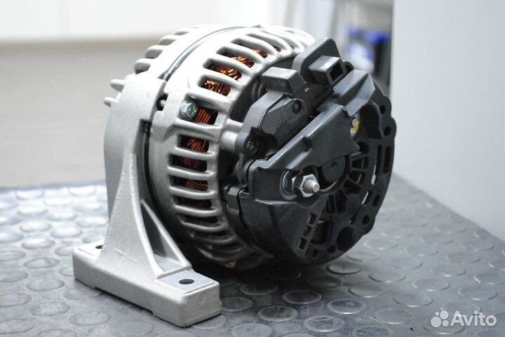 Генератор Volvo V70, S60, S40, S80 2.0, 2.5 120А