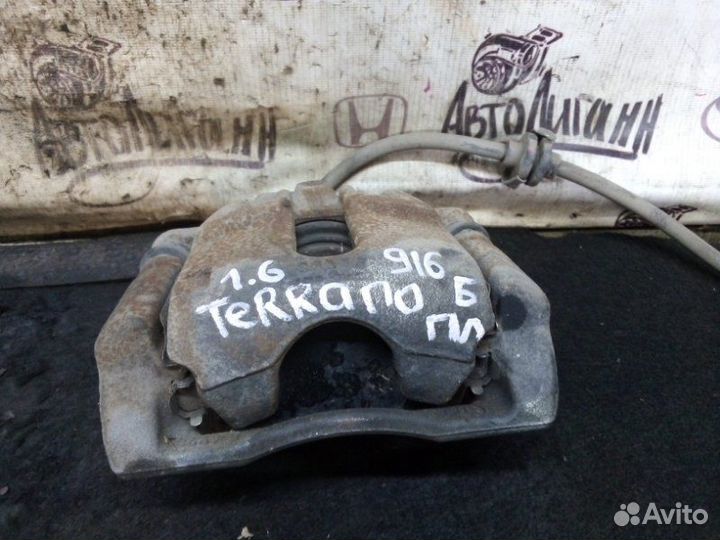 Суппорт передний левый Nissan Terrano H4MD438 2016