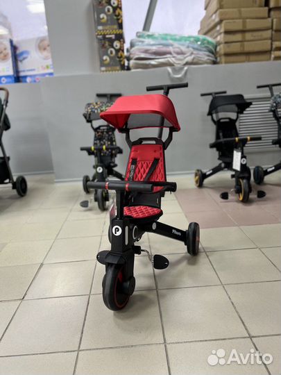 Детский трехколесный велосипед Pituso Leve