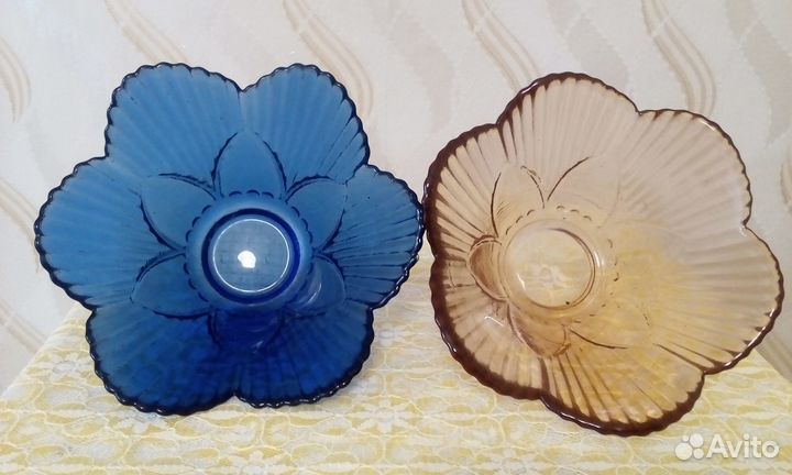 Вазочки и сахарница из цветного стекла СССР