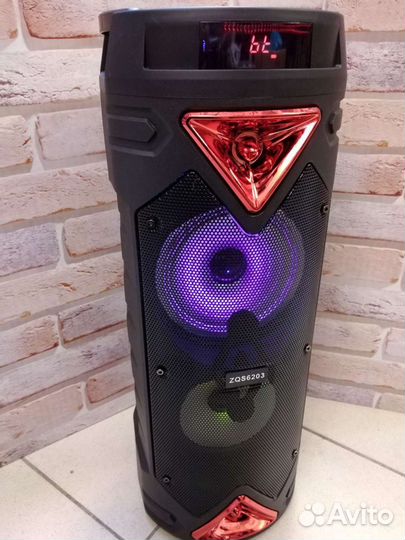 Блютуз колонка с микрофоном