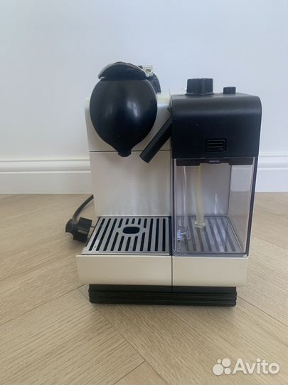 Кофемашина delonghi nespresso EN520