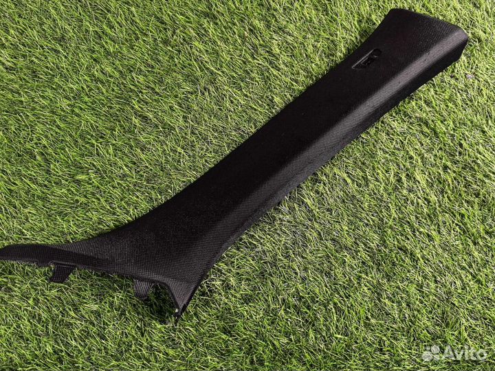 Обшивка стойки передняя правая Bmw X6 G06 2020