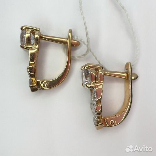 Золотые серьги с камнем