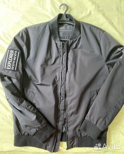 Ветровка бомбер