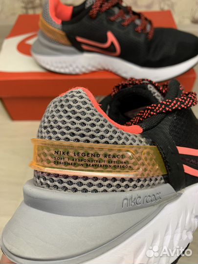 Кроссовки Nike Legend React 3