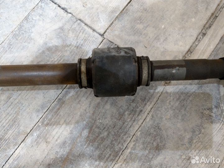 Правый привод МКПП на Hyundai Solaris 2