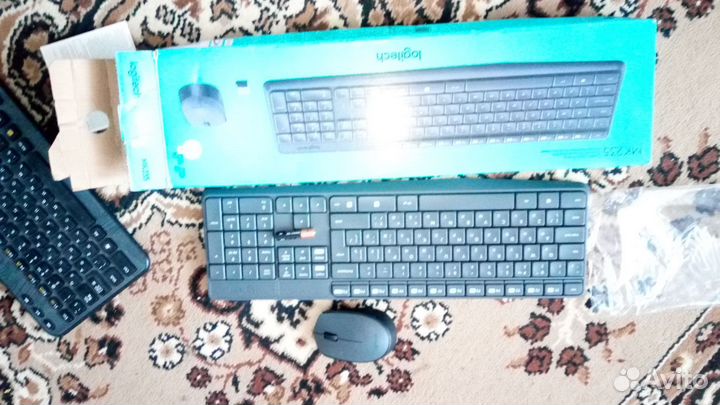 Беспроводная клавиатура и мышь