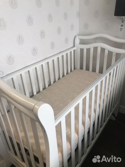 Детская кроватка Giovanni Magico маятник