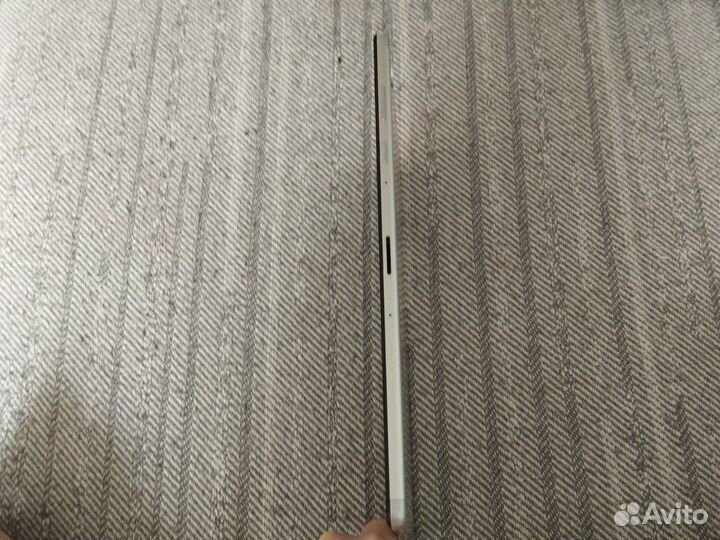 Планшет Lenovo TB-X606F