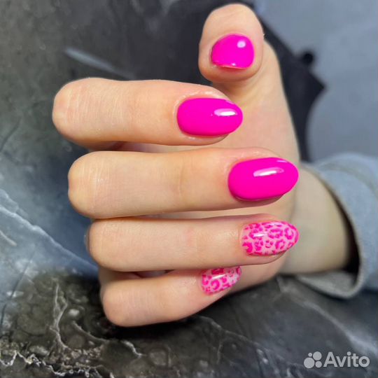 Маникюр педикюр