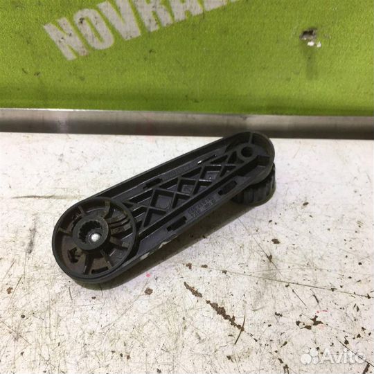 Ручка стеклоподъемника Фольксваген Гольф 2 Джетт