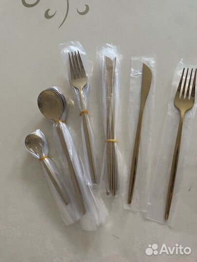 Набор столовых приборов на 6 персон
