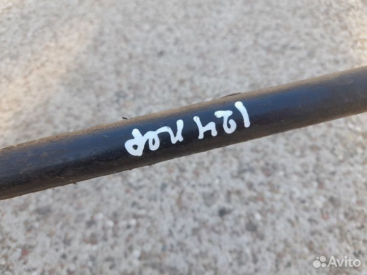 Стабилизатор передний Мерседес E-Класс 1985г 2л