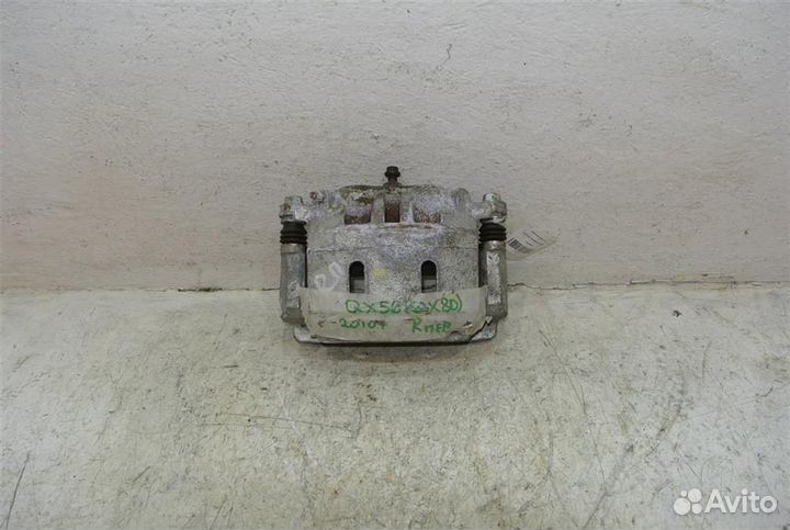 Суппорт передний правый Infiniti QX56/ QX80 (Y62)