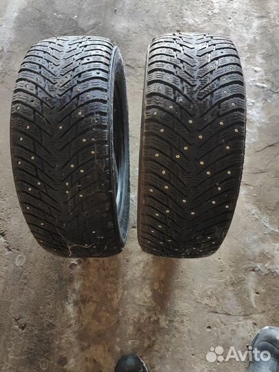 Nokian Tyres Hakkapeliitta 8 215/60 R16