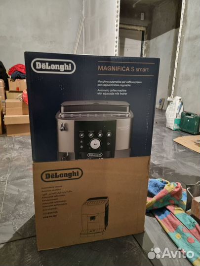 Новая Кофемашина DeLonghi Magnifica ecam250.31.SB