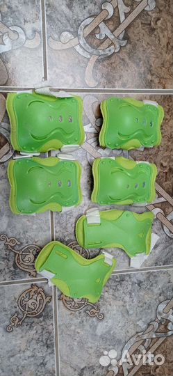 Роликовые коньки детские раздвижные р.31-34