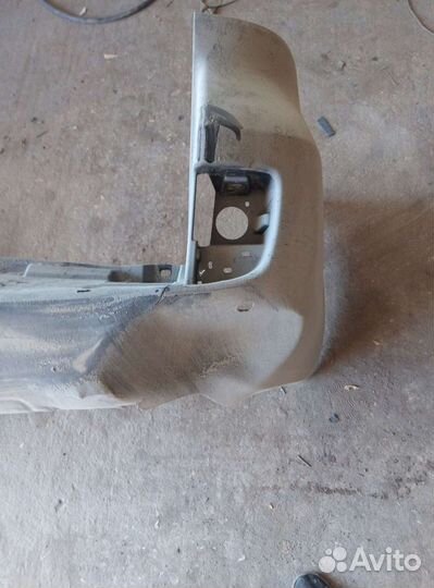 Бампер задний тойота 200