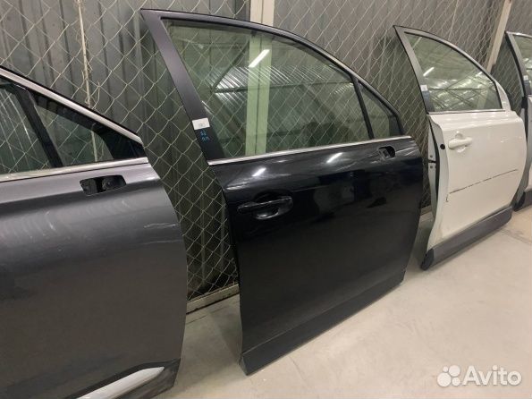 Subaru Forester SJ передняя правая дверь