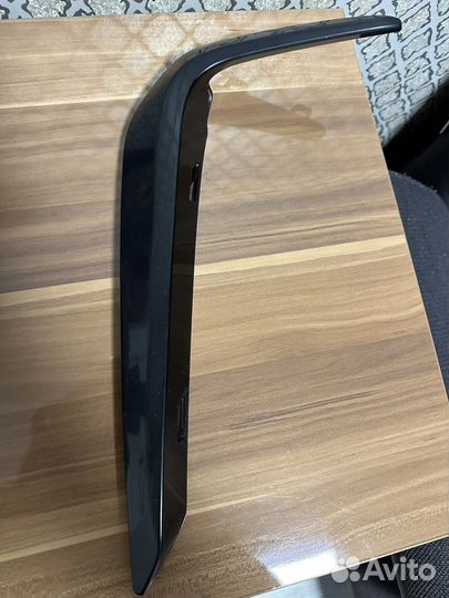 Клык правый переднего бампера для BMW 5 series G30