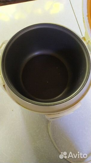 Мультиварка scarlett б/у