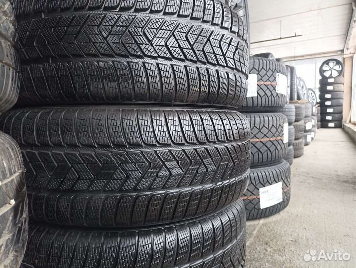 Pirelli Scorpion Winter 255/60 R18